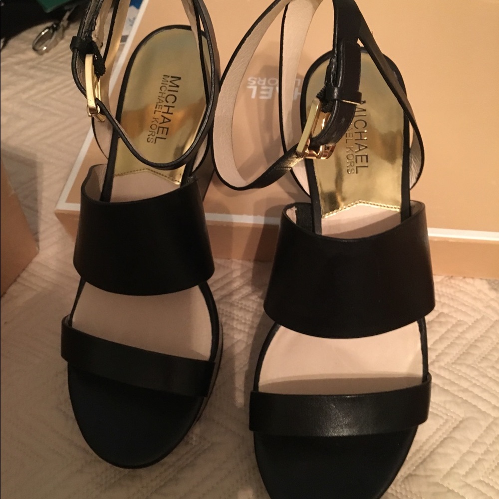 Michael Kora Posey Platforms
